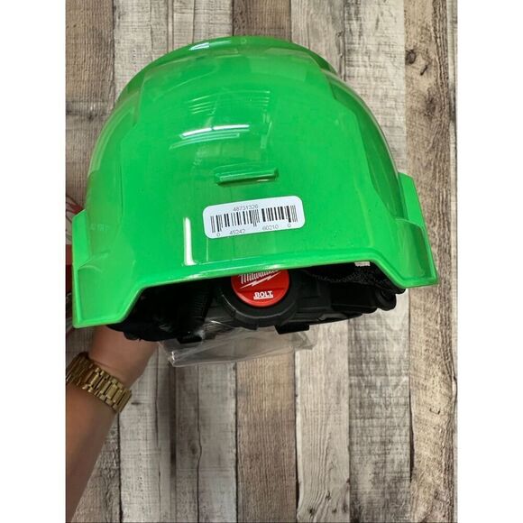 MILWAUKEE 48731326 FRONT BRIM VENTED SAFETY HELMET GREEN - Picture 9 of 9